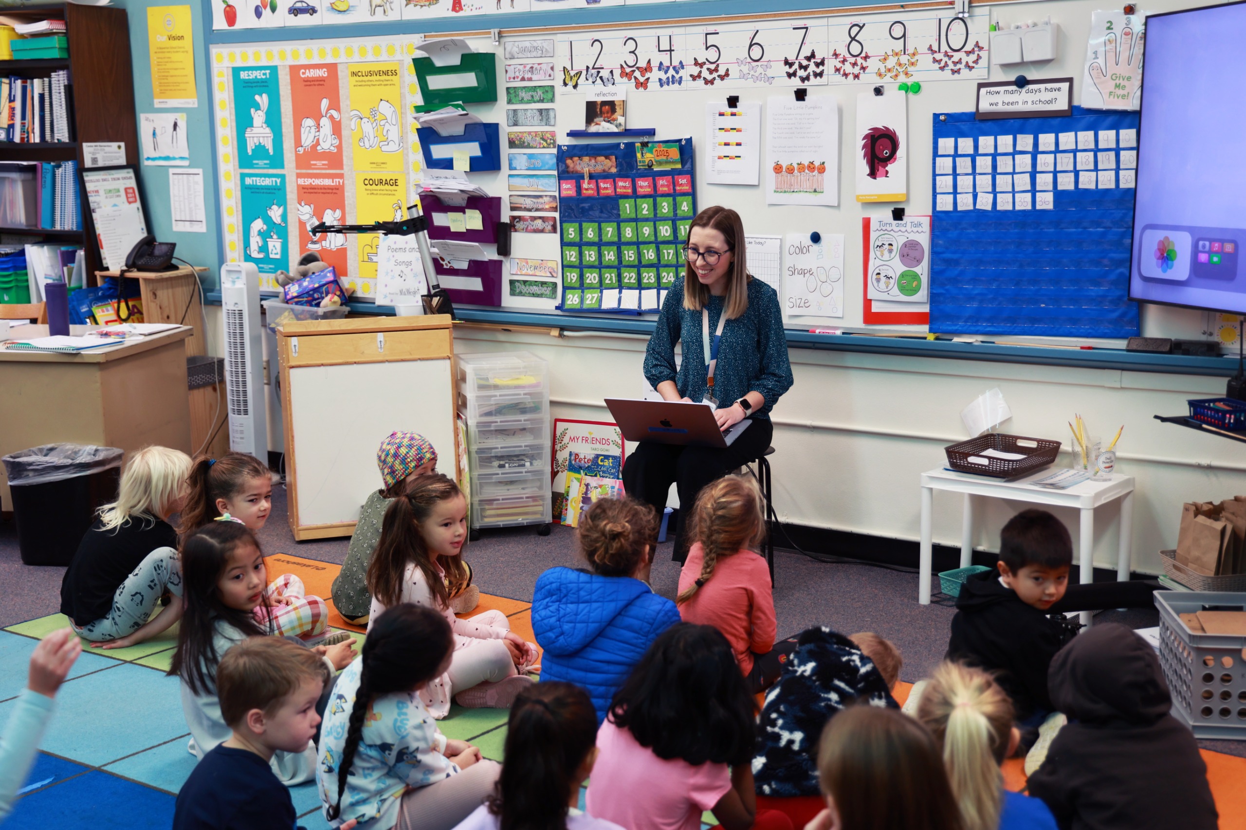 Elementary teacher teaching a class